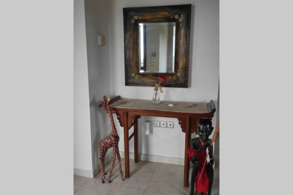 Artemis Penthouse 10 Minute From National Airport Villa Exterior foto